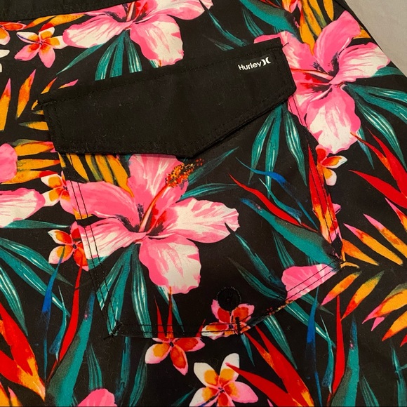 Hurley floral 20” board shorts swim trunk size 20 - Picture 4 of 8